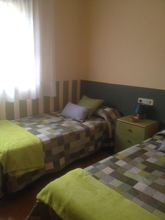 Apartaments El Ribal Valencia D'Aneu Rum bild