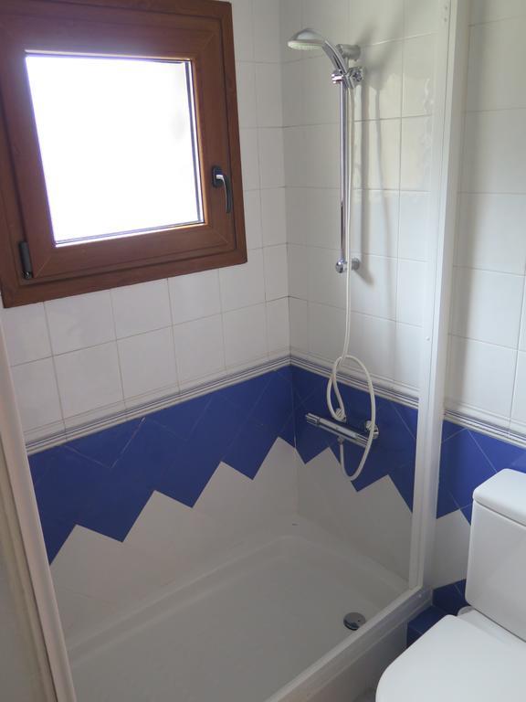 Apartaments El Ribal Valencia D'Aneu Exteriör bild