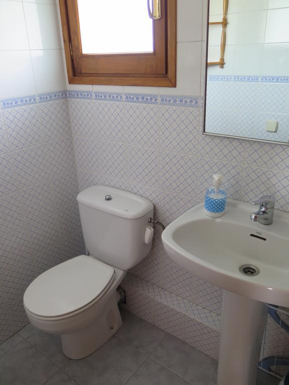 Apartaments El Ribal Valencia D'Aneu Exteriör bild